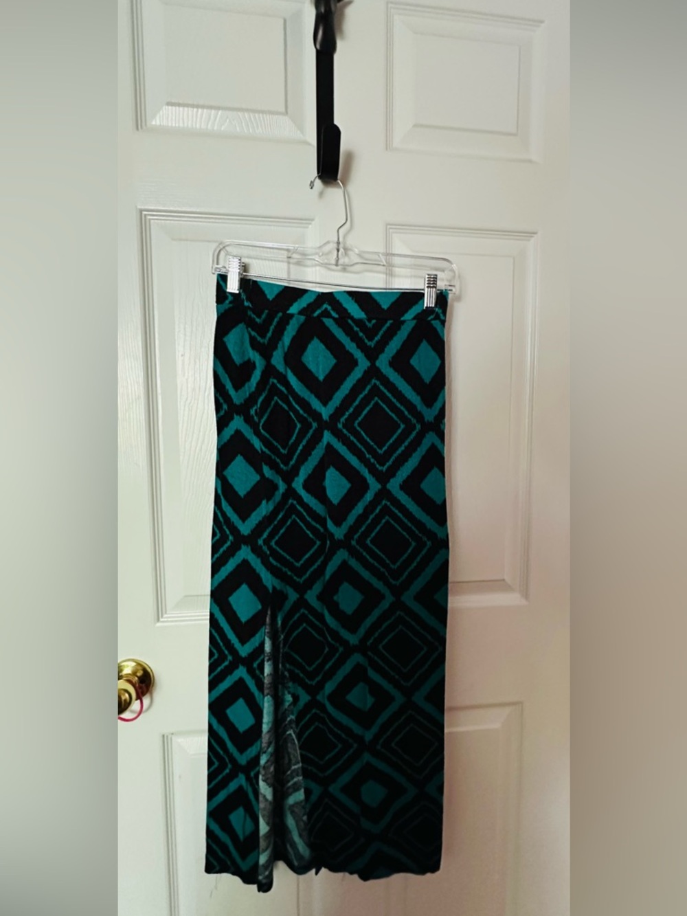 Charlotte Russe | Teal and Black Geometric Maxi Skirt
